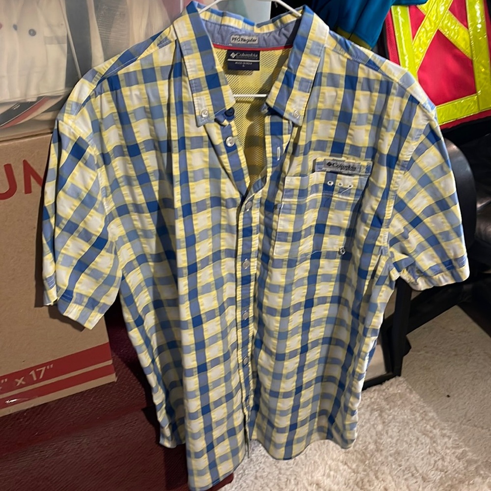 Columbia PFG shirt sleeve button up
